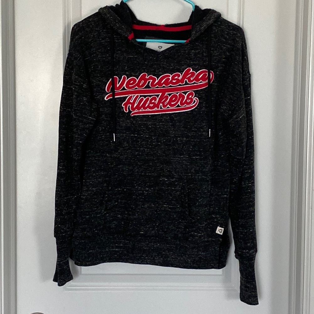 NWT Colosseum Nebraska Huskers hooded sweater